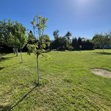 Venez Respirer L'air De La Campagne A 70 Km De De L'ocean, Villers Sur Mers , Deauville ..... Maison De 100 M² ,sur Parcelle De 2000 M² 3 Toutes Refaites , 2 Salles D'eau , 2 Toilettes , Cuisine Equipees . Tous Refait A Neuf * La Ferte-en-Ouche