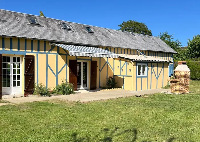 Nyaraló Venez Respirer L'air De La Campagne A 70 Km De De L'ocean, Villers Sur Mers , Deauville ..... Maison De 100 M² ,sur Parcelle De 2000 M² 3 Toutes Refaites , 2 Salles D'eau , 2 Toilettes , Cuisine Equipees . Tous Refait A Neuf *