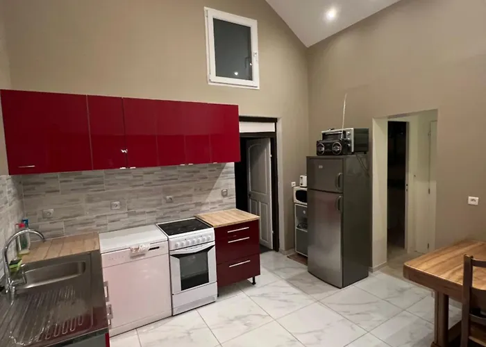 Nyaraló Venez Respirer L'air De La Campagne A 70 Km De De L'ocean, Villers Sur Mers , Deauville ..... Maison De 100 M² ,sur Parcelle De 2000 M² 3 Toutes Refaites , 2 Salles D'eau , 2 Toilettes , Cuisine Equipees . Tous Refait A Neuf La Ferte-en-Ouche