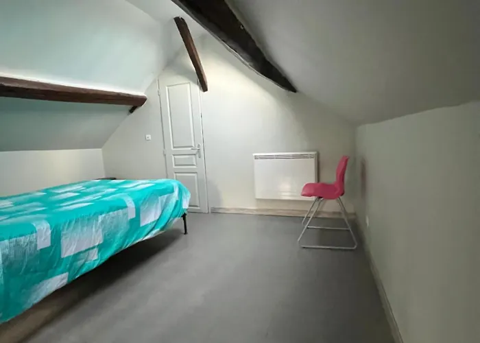 Nyaraló Venez Respirer L'air De La Campagne A 70 Km De De L'ocean, Villers Sur Mers , Deauville ..... Maison De 100 M² ,sur Parcelle De 2000 M² 3 Toutes Refaites , 2 Salles D'eau , 2 Toilettes , Cuisine Equipees . Tous Refait A Neuf La Ferte-en-Ouche