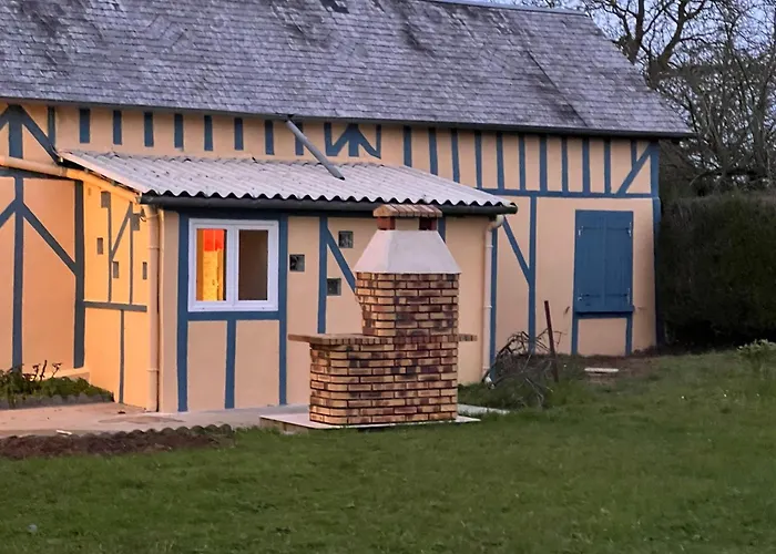 Venez Respirer L'air De La Campagne A 70 Km De De L'ocean, Villers Sur Mers , Deauville ..... Maison De 100 M² ,sur Parcelle De 2000 M² 3 Toutes Refaites , 2 Salles D'eau , 2 Toilettes , Cuisine Equipees . Tous Refait A Neuf Nyaraló *